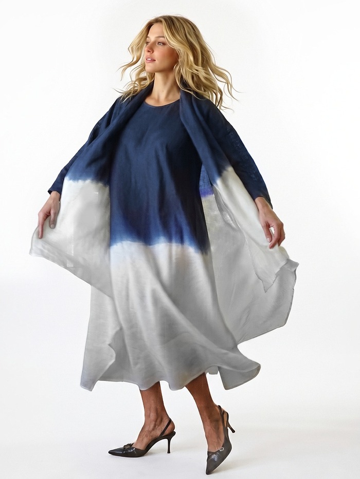 VESTIDO AZUL Y BLANCO CON SACO